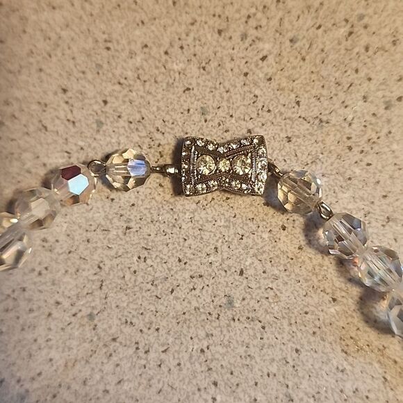 Elegant Crystal Beaded 19 inch Necklace - Picture 3 of 4